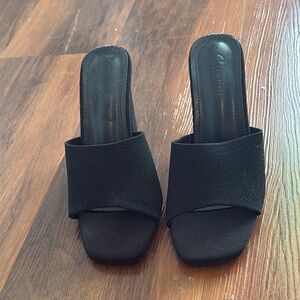J.Renee Black Mules Classic Slip-On Design